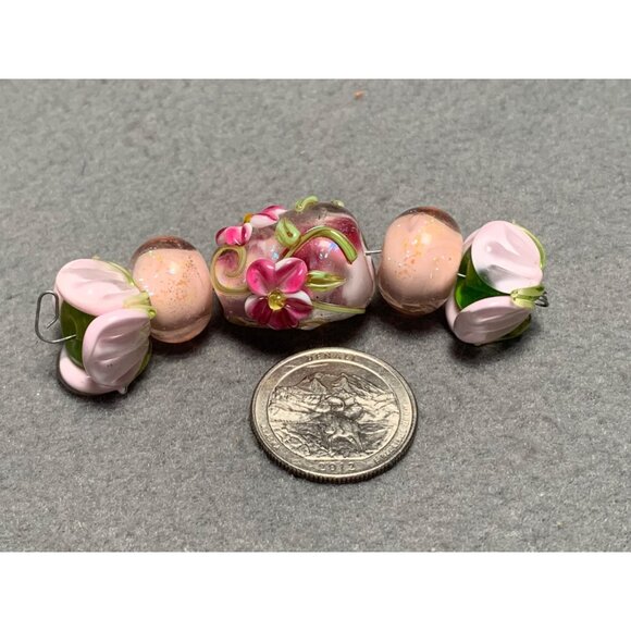 Handcrafted Lampwork Floral Glass Beads Set - Pink & Green - Picture 2 of 7